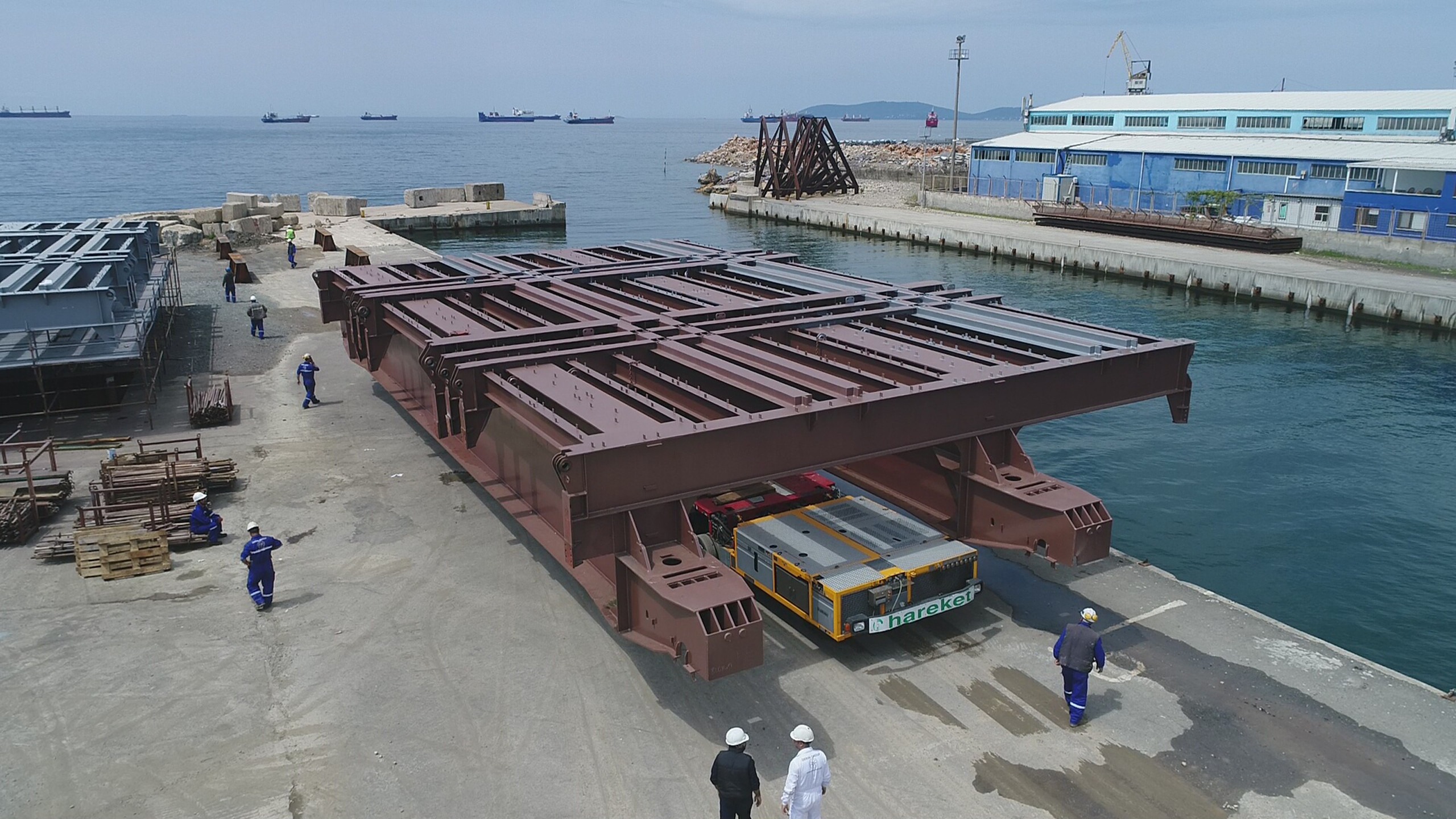Проект международного порта Туркменбаши — производство и сборка судоподъемных платформ