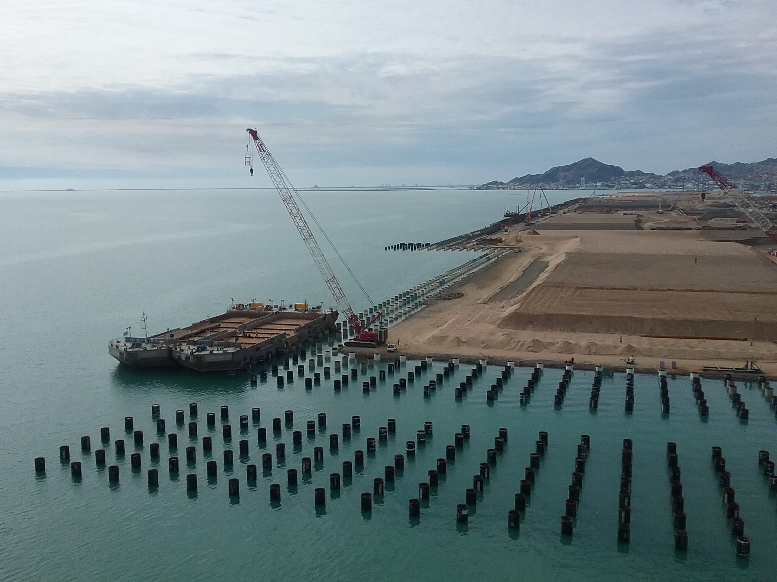 Uluslararası Türkmenbaşı Liman Projesi – Kazık Borusu Montaj, Kaynak ve Boya İşleri