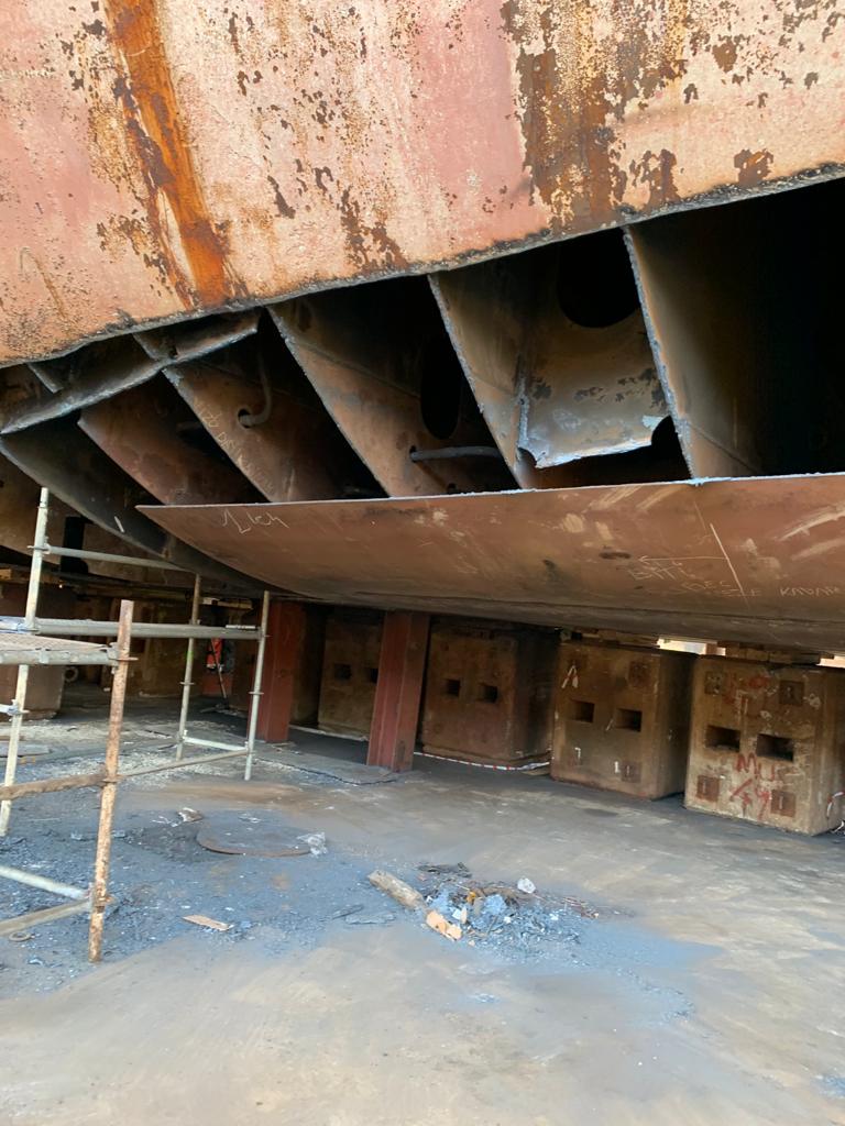 274 x 48m Tanker – Steel Plate Replacement and Repair Work