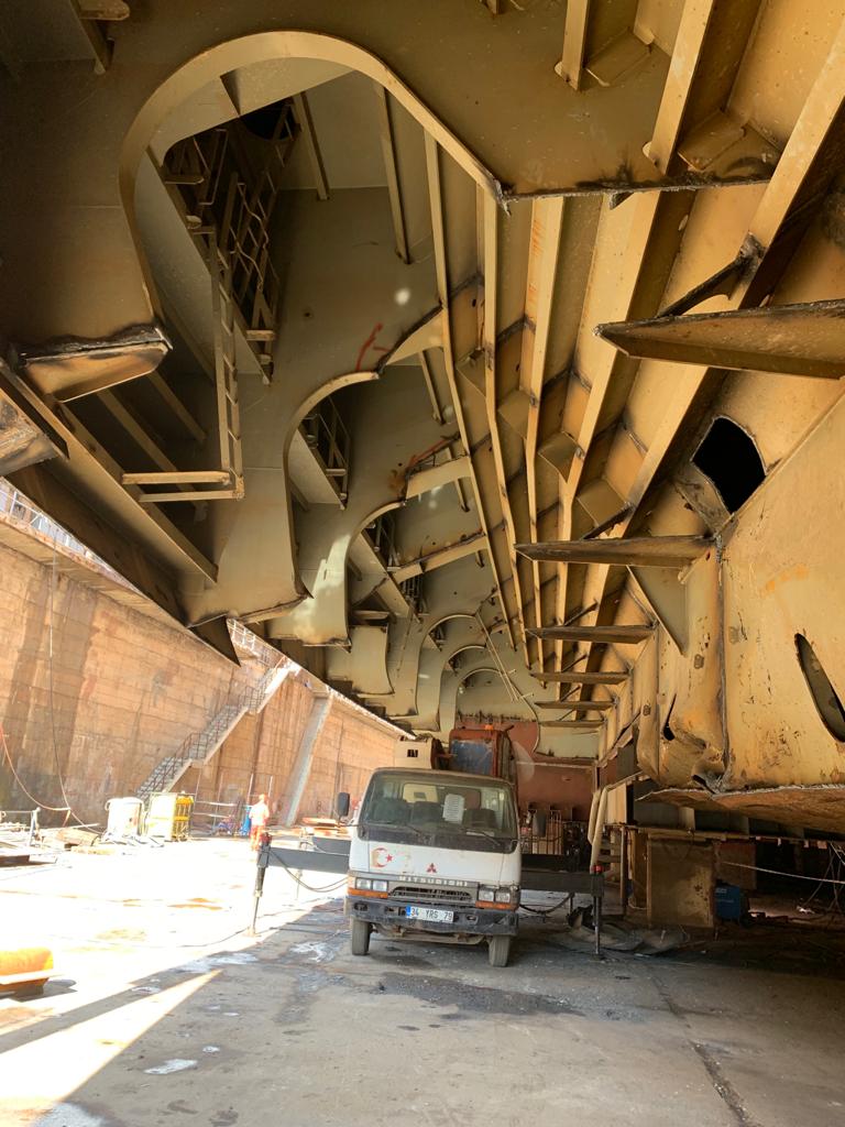 Танкер 274 x 48 м Carina 3000 тонн Замена и ремонт листового металла